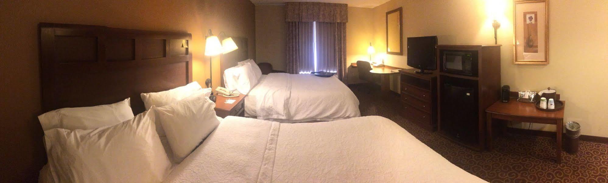 Hampton Inn & Suites Fremont Buitenkant foto