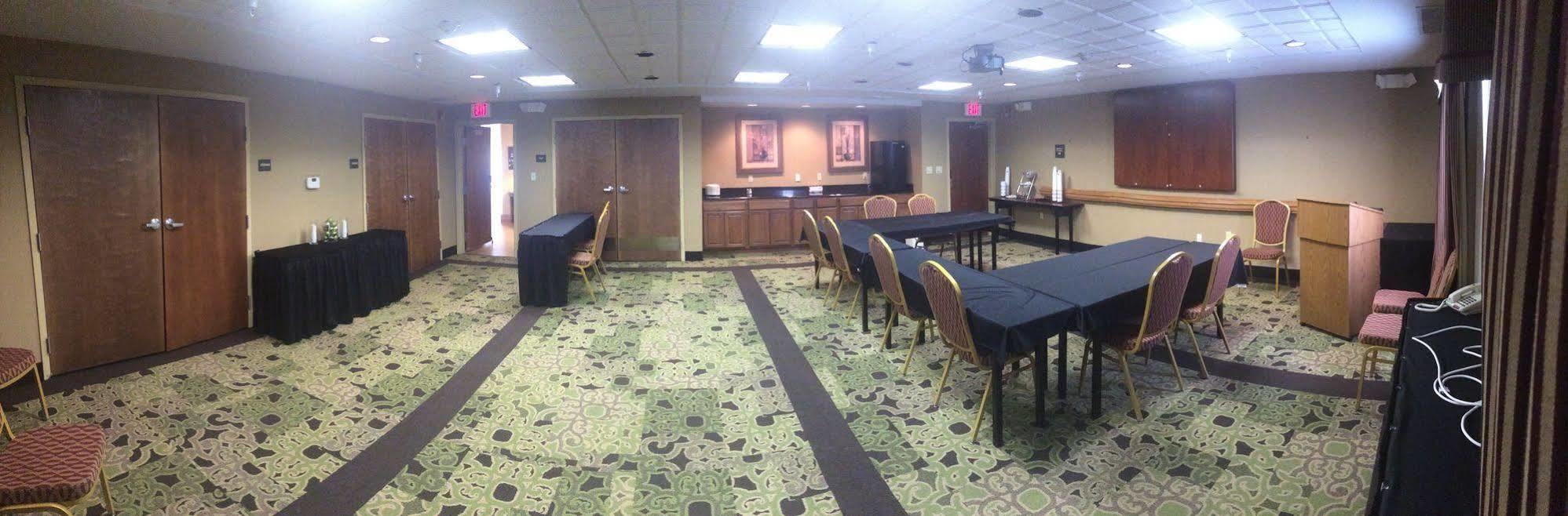 Hampton Inn & Suites Fremont Buitenkant foto